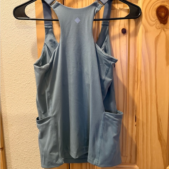 Blue/Green Rise Tank Top - Picture 3 of 3